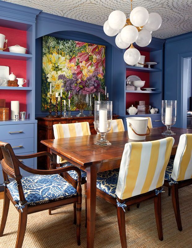 Upgrade Your Dining Room Decor with
Custom Chair Cushions