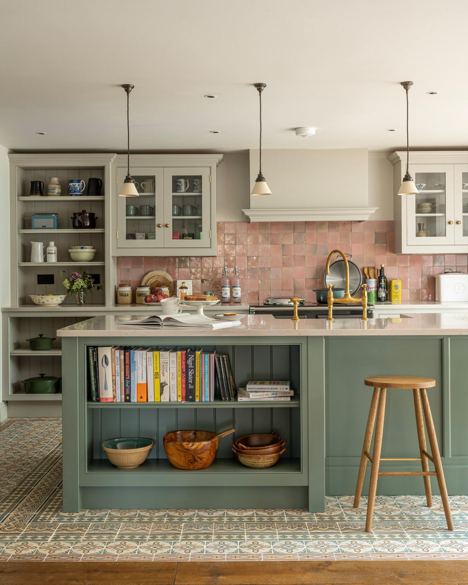 Trendy Kitchen Backsplash Tile Designs to
Elevate Your Space