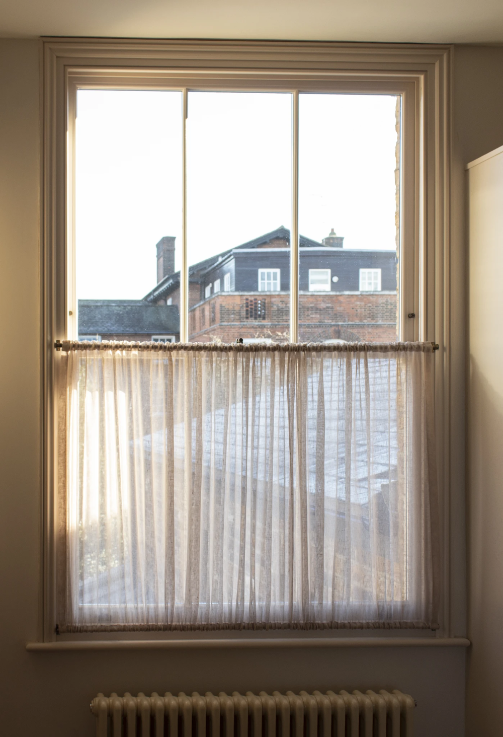 Creative Bathroom Window Curtain Ideas
for a Stylish Look