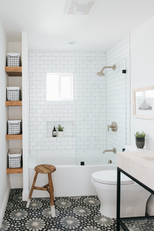 Space-Saving Solutions for Small
Bathrooms with Bathtub and Shower