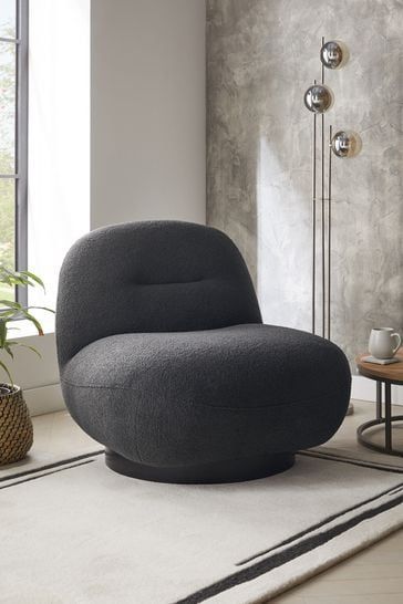 The Ultimate Guide to Swivel Occasional
Chairs: How to Choose the Perfect Style for Your Space