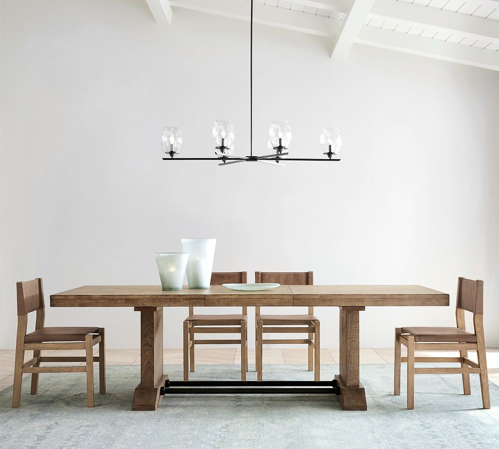 A Guide to Choosing the Perfect Extending
Dining Table