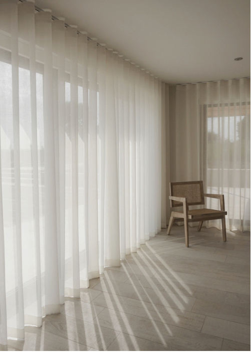 Transform Your Space with Elegant Sheer
Curtains