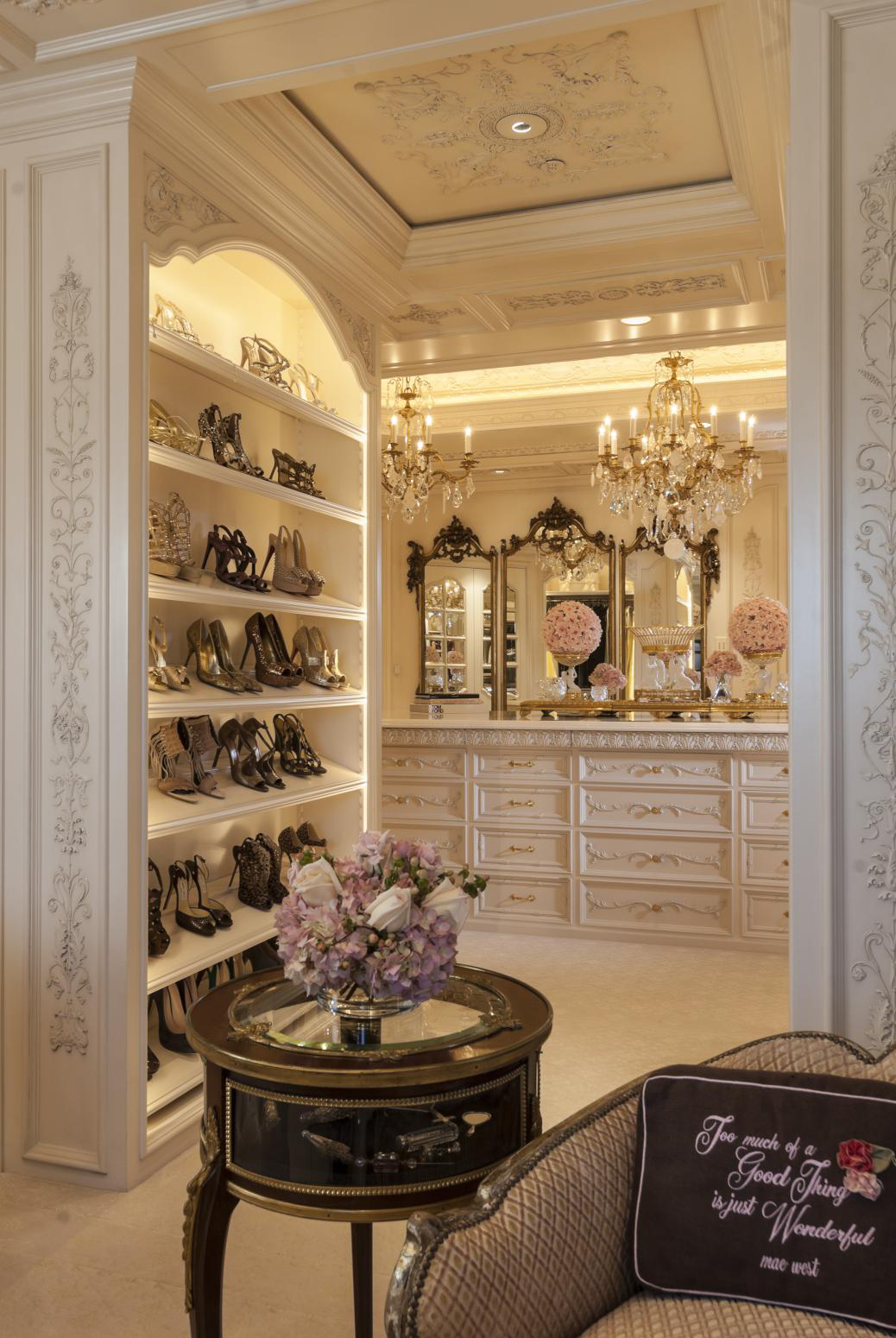 Creating the Perfect Shoe Closet: Design
Ideas and Inspiration