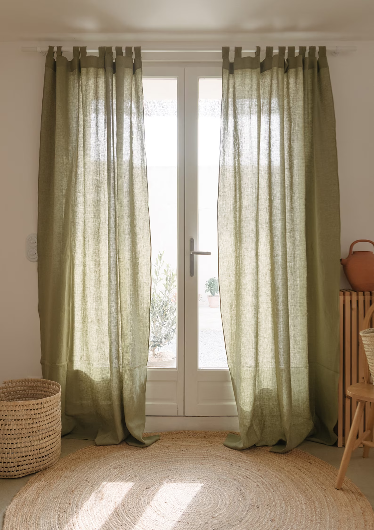 Choosing the Perfect Tab Top Curtains for
Your Home