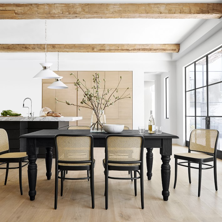 Choosing the Perfect Black Dining Table
for Your Home