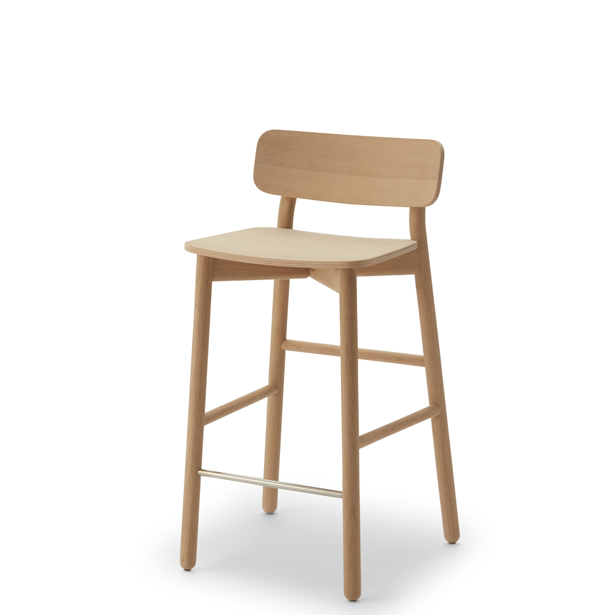 Choosing the Right Outdoor Bar Stools
with Backs for Your Patio