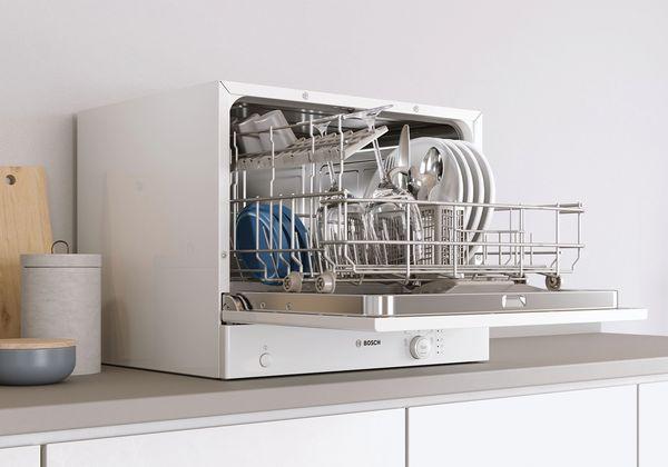 Opt for a compact ‌dishwasher​ to preserve space in your small kitchen