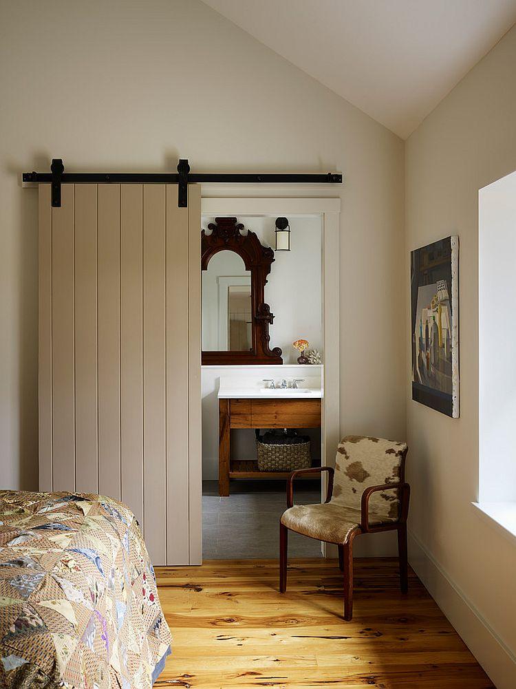 Barn doors create a⁢ charming entrance ⁤to your farmhouse bathroom